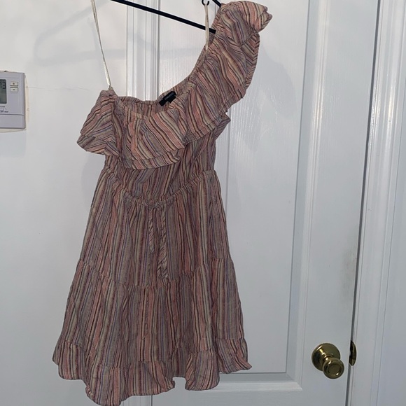 Forever 21 Dresses & Skirts - Forever 21 Ruffle Top One Shoulder Dress